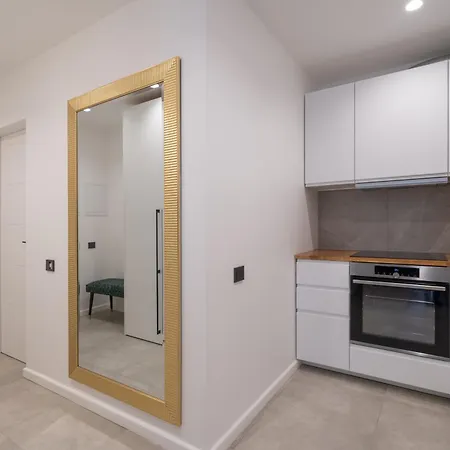 Mucenieku Street 1-bedroom Stylish Appartement